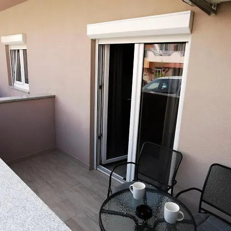 Apartment Frane Pula